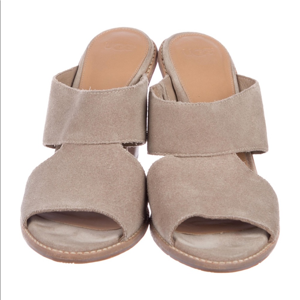 #64 UGG Suede Slide Sandals Sz 9 Cream